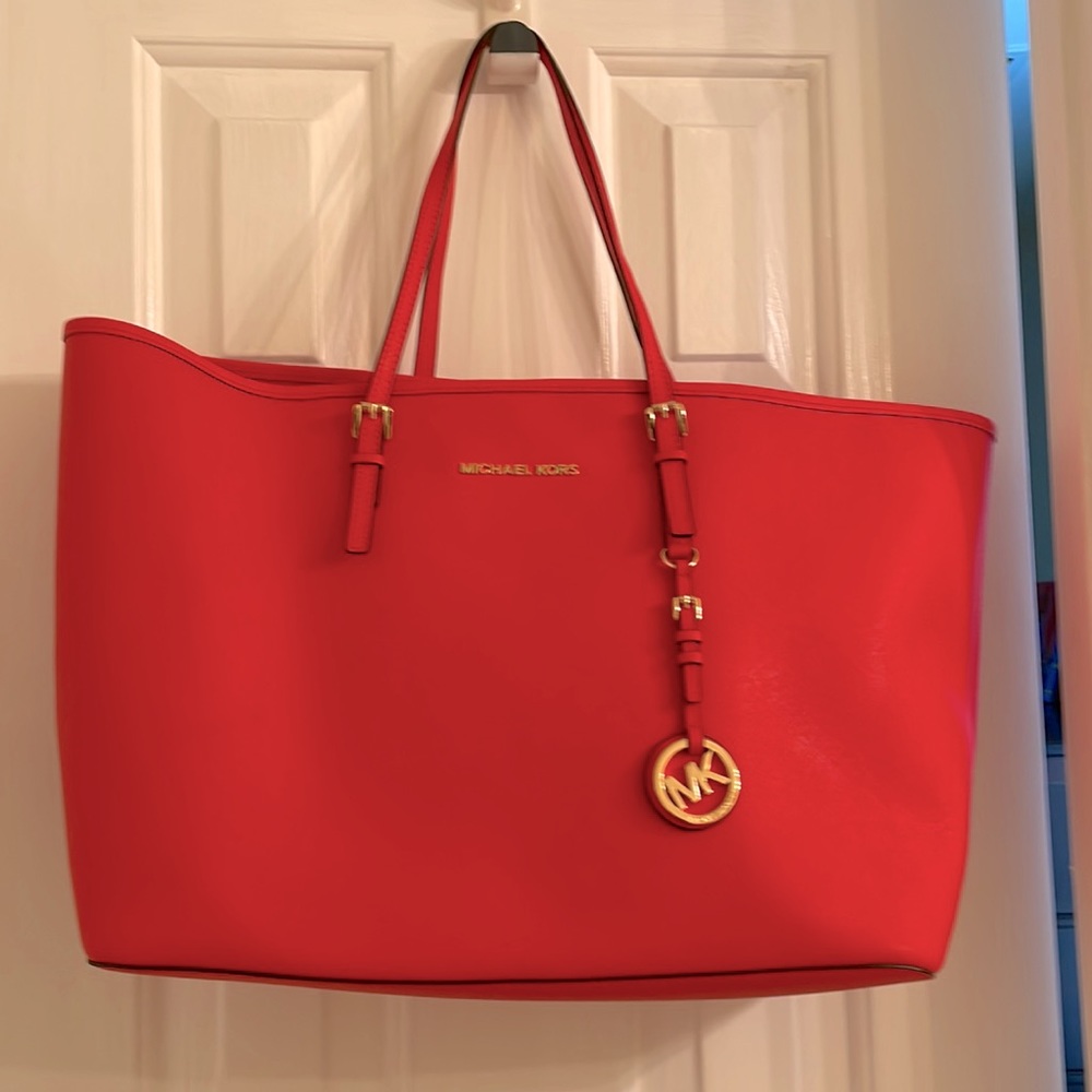 Michael Kors tote